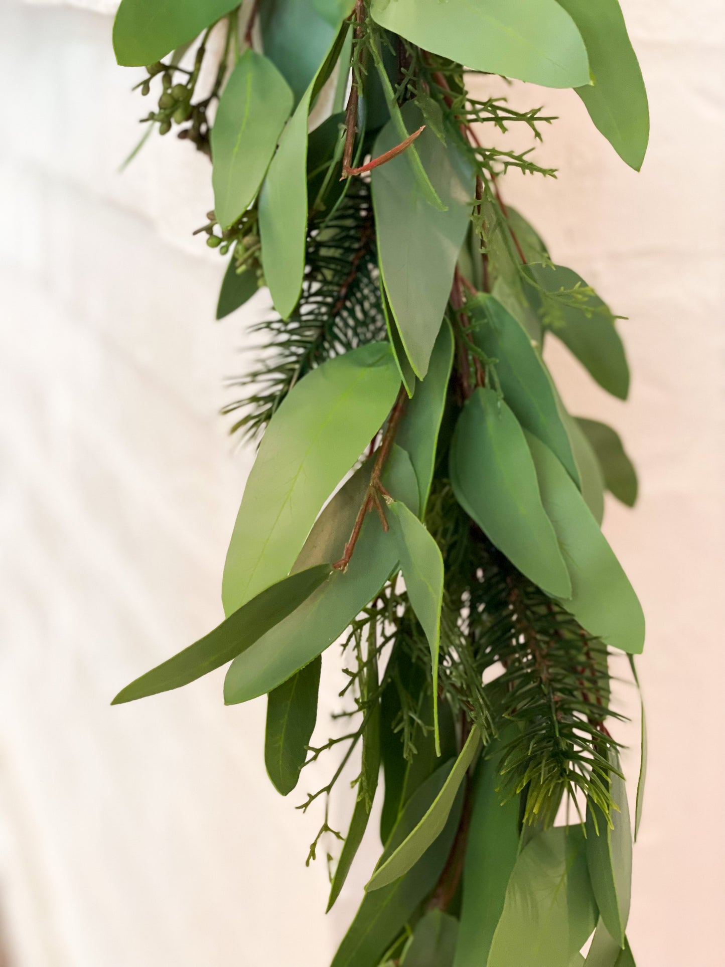 Long Leaf Real Touch Eucalyptus/Pine Garland