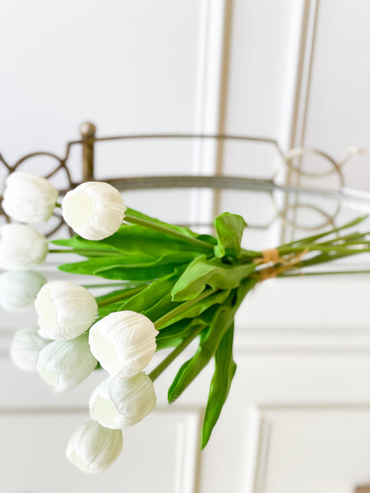 17” White Tulip Stem Bundle