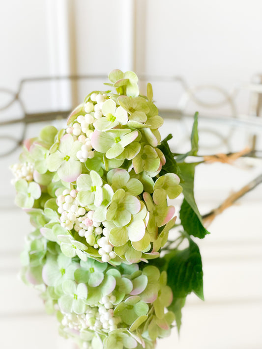 Green Hydrangea Stem Bundle