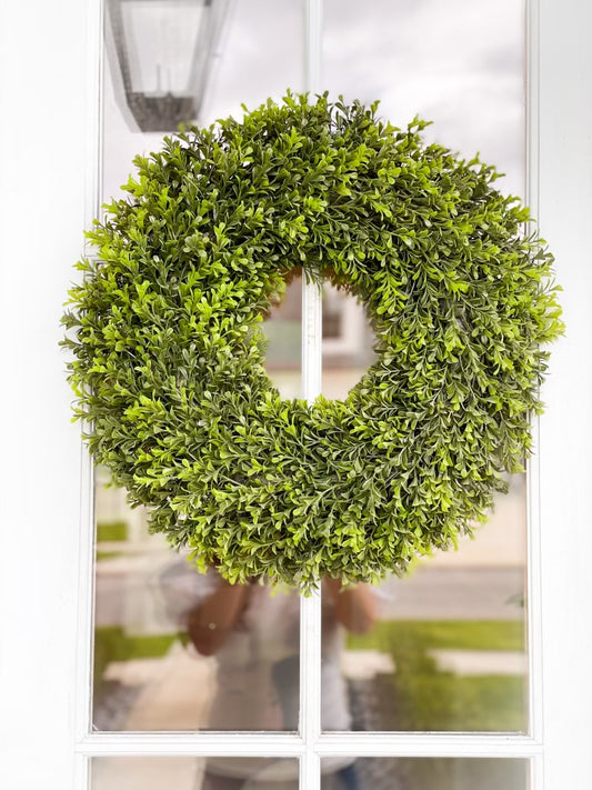 22” Round Boxwood Wreath